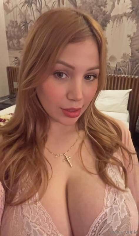 Escribeme a mí para una noche increíble😏🔥