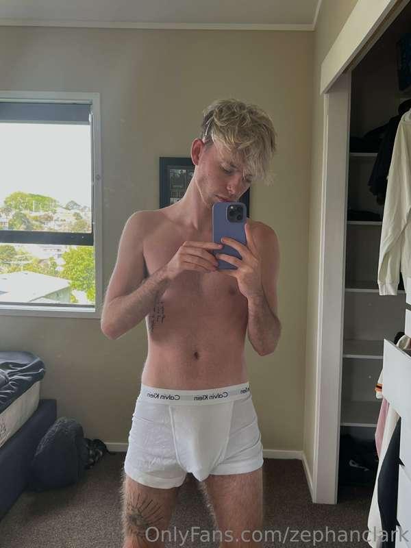 zephanclark image #0