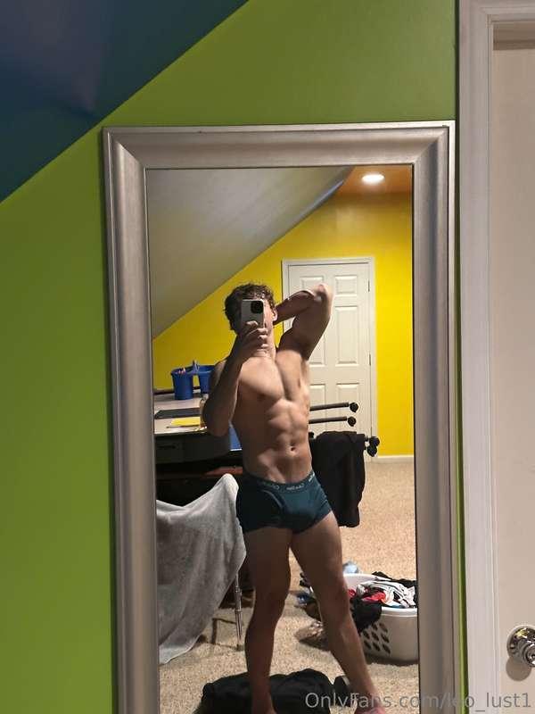 leo_lust1 image #1