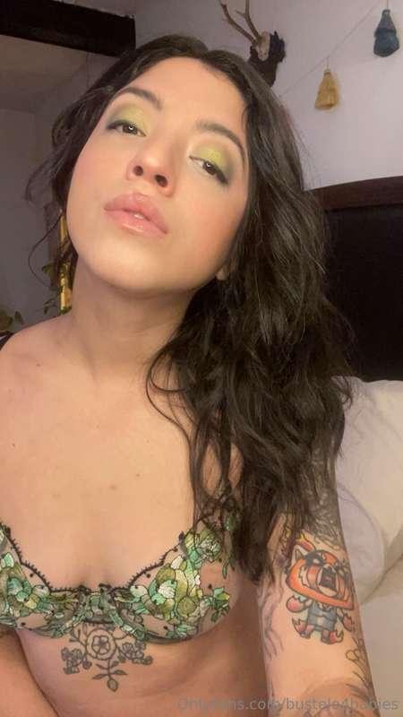 Aggretsuko and nipples