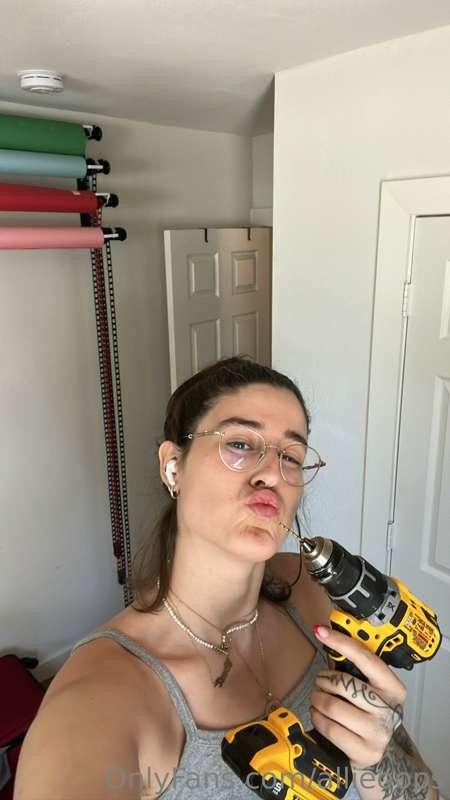 Sorry can’t chat this week, I’m busy doing gay shit 🛠️