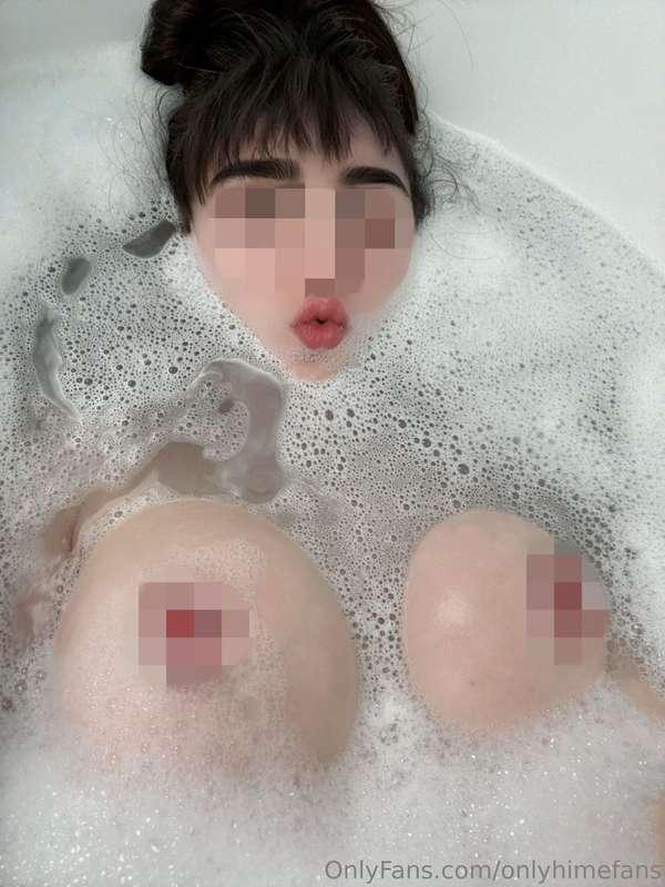 bubble girl 