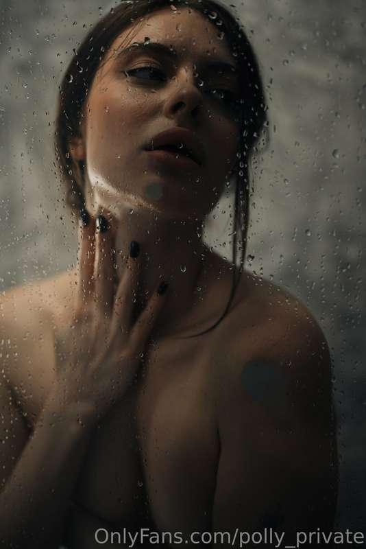 You won't be able to look away, I'm already in your head and..