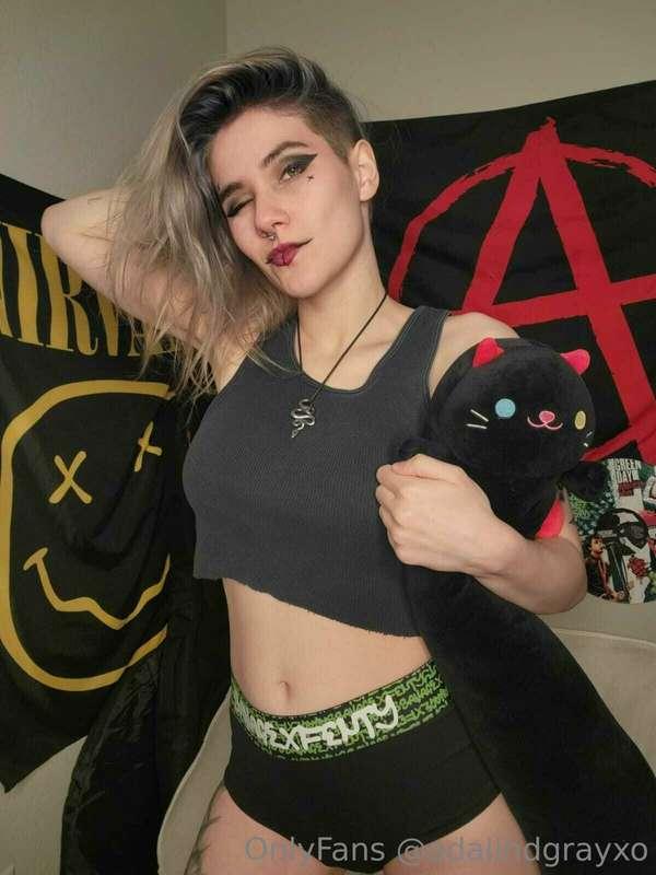 Photoset #59Chillin with my stuffie! 😤I'M SO EEPY 😭All I wan..