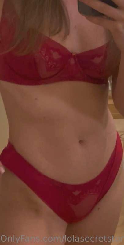 Who want a private video ?😍😍😍 I am very horny today 💦 want t..