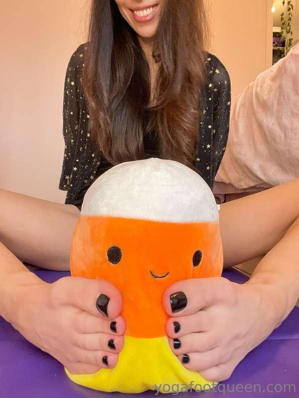 Happy Halloween! 👻 My pic was featured in the TreatDao Hallo..