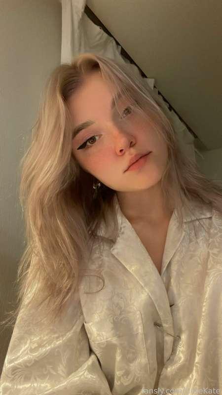 The gentle shade is my favorite 😍 


#alt #fyp #cutie #egirl #teen #naughty #amature #young #boobs
