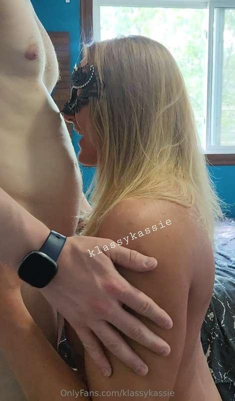 All Blow Job videos are $10 off 🥵I know you want to see how ..
