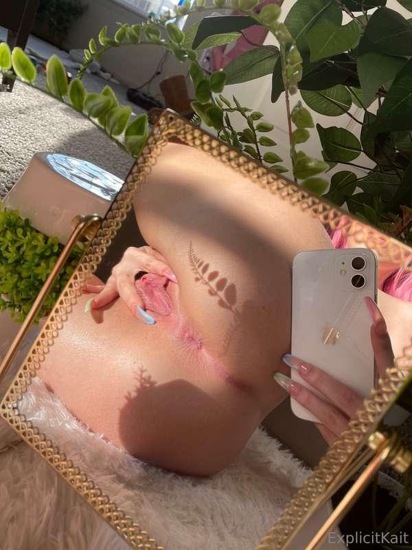 you using a condom or fucking me raw? 