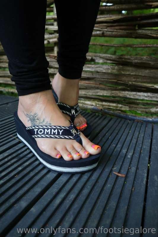 footsiegalore image #2