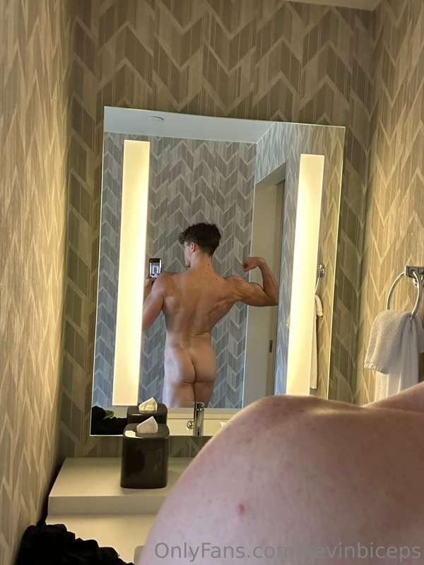 kevinbiceps image #3