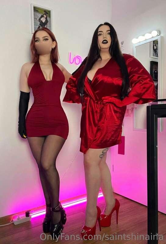 Queens in red❤️‍🔥
with @mistresskarino