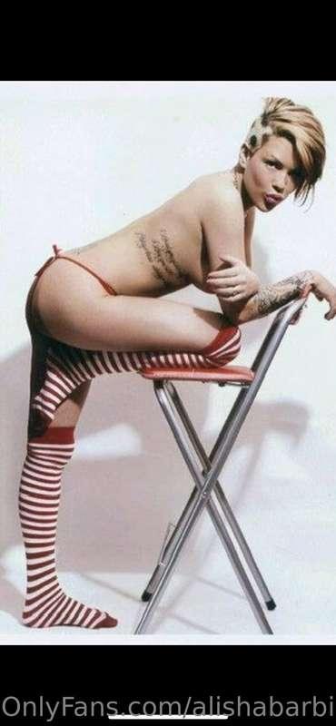 Had a few requests for old pics of me back in the day! Like ..