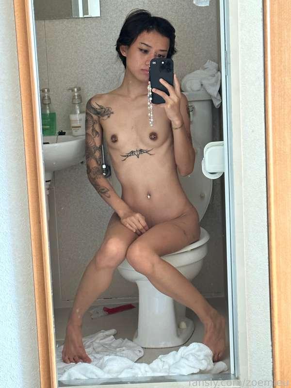 zoemieu image #3