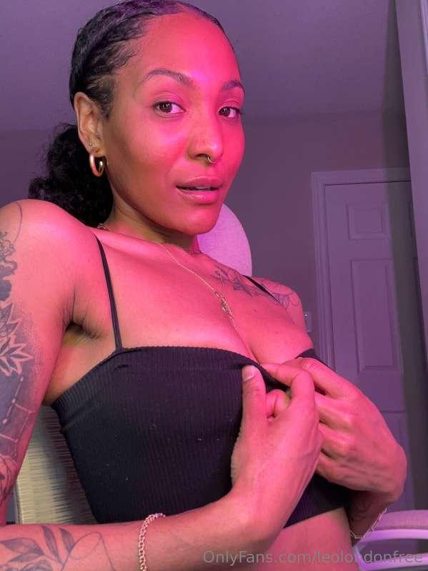 I want you to go down on me until I tell you to stop! 😈😉