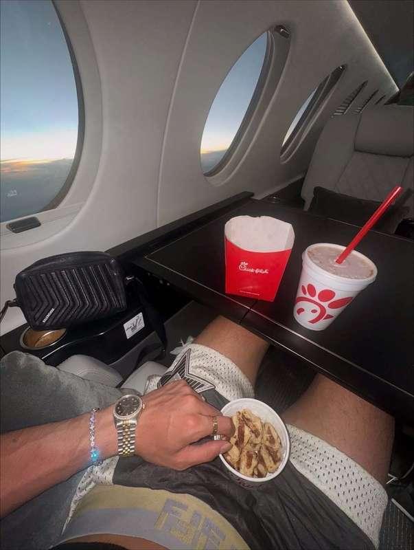 lifeofalexjames image #0