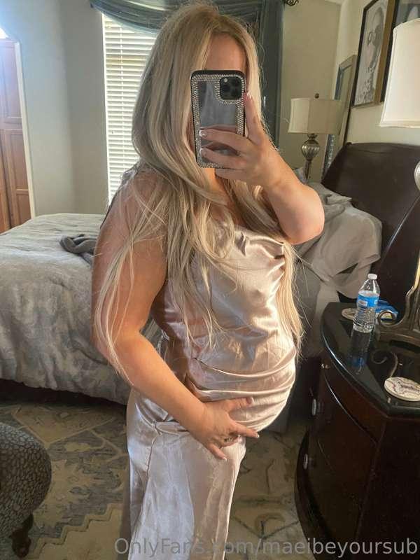 Cute little satin dress 🥰