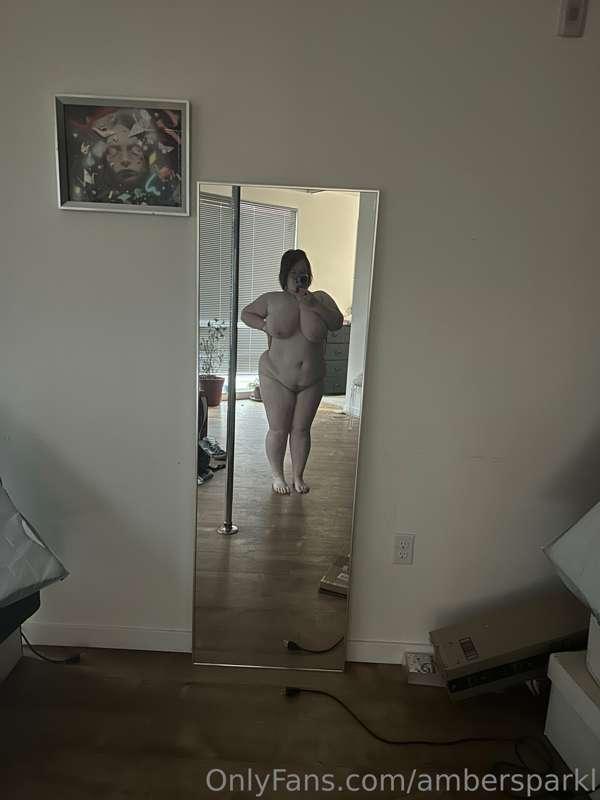 Mirror shots ❤️ but messy background haha