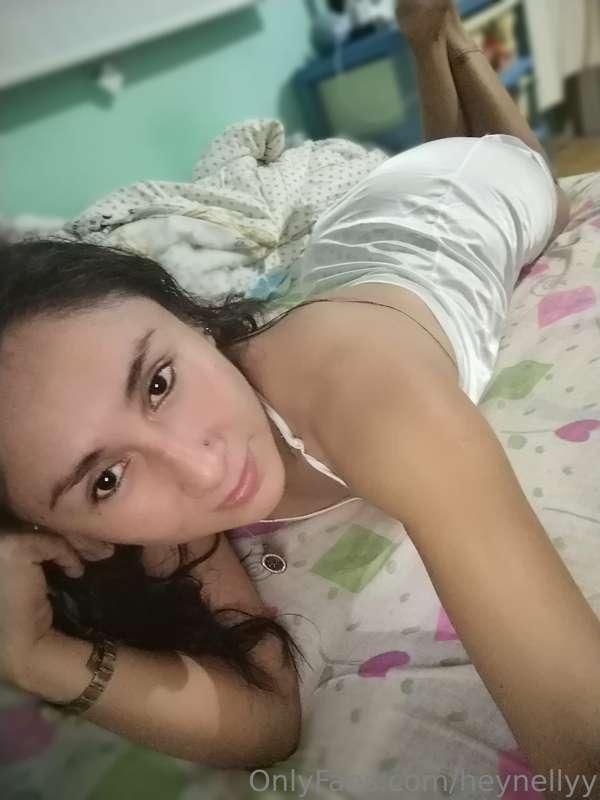 heynellyy main image