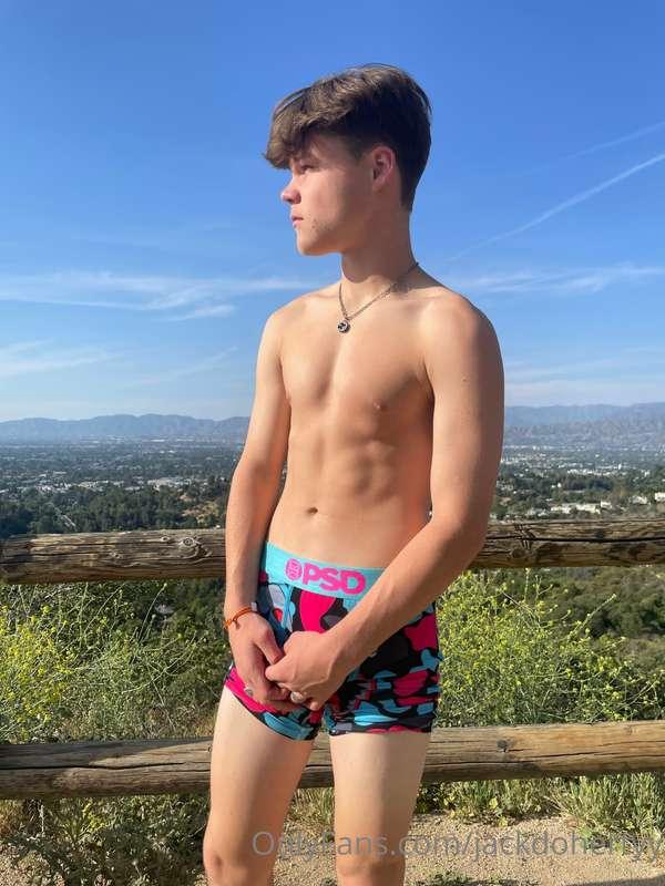 are you that interested? don't just look dm me baby😈