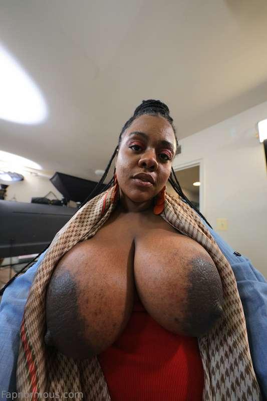 Still eagar to have your tongue on me...

How many licks can..