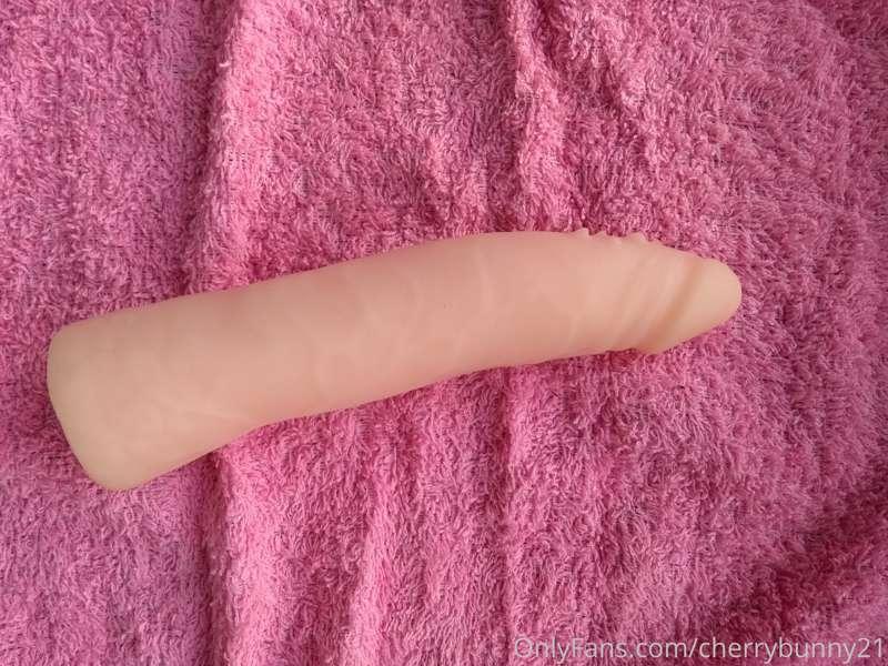 I can't post stories 😭 I don't know why, do you have the sam..