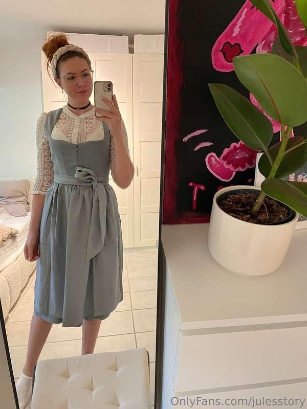 Na Baby welches Dirndl gefällt dir besser an mir 😍