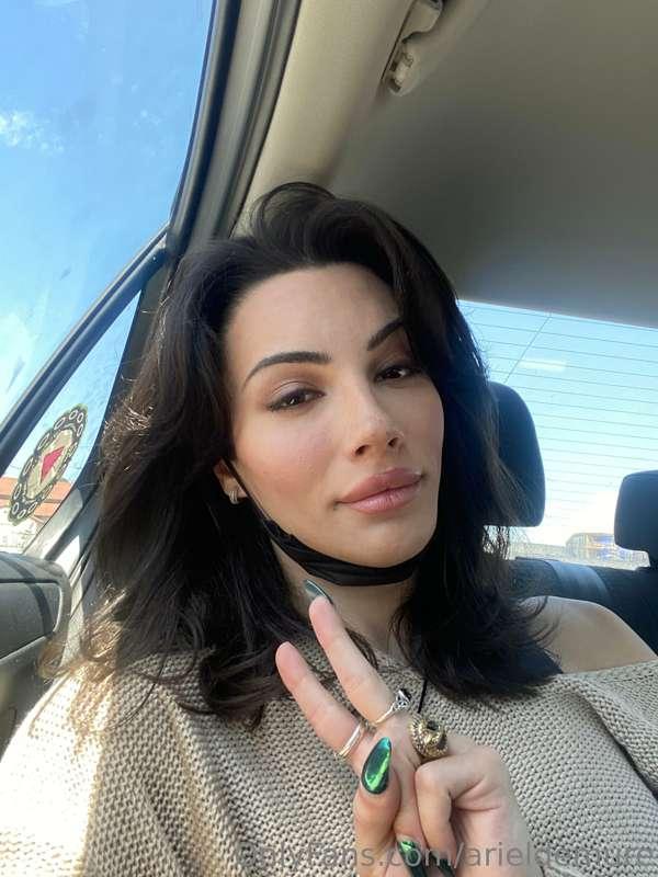 Mid day selfie for you my love ✌🏻