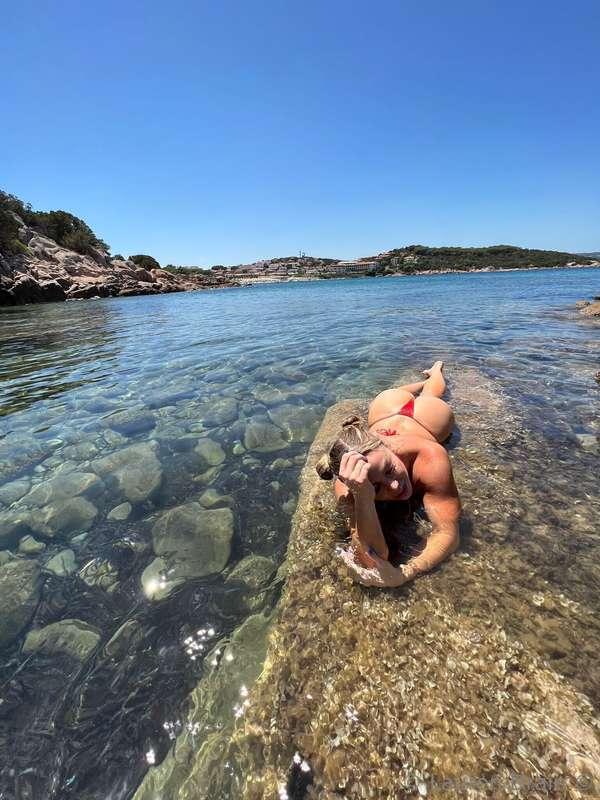 looks like you've spotted a mermaid babe 🤭🧜‍♀️