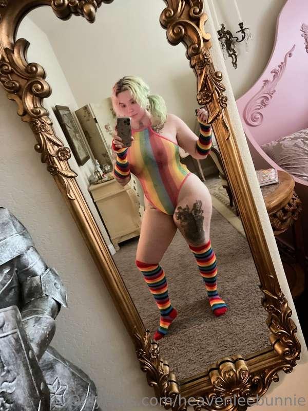 Only need a few more things on my wishlist to be a clown slu..