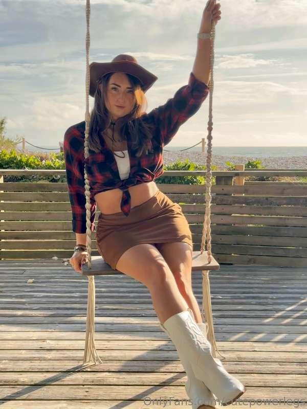 Are you ready my cowboy? I need a good seeing to...