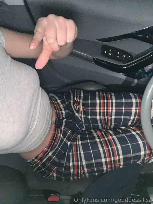 SIZE MATTERS SIZE MATTERS SIZE MATTERS!!! send me a pic of y..