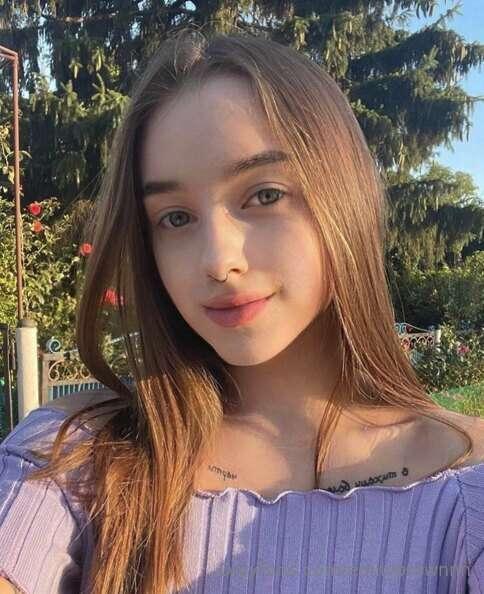 ❤️ 18 YEARS OLD ❤️A naughty girl @mialoverr wants to your co..