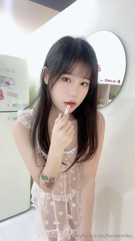 want to remove my lipstick? 👉👈 xD