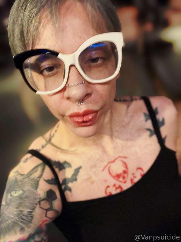 Would you bench press with me? 