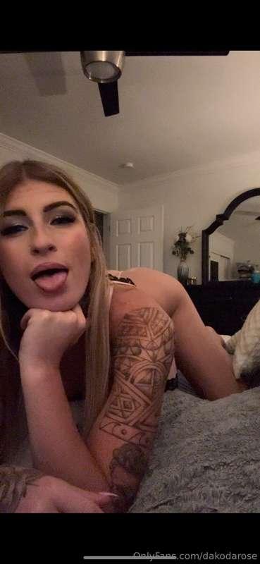 I hope everyone had a great Monday!!😘 andd if ur awake thenn..