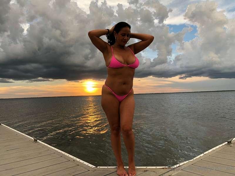 Sunset ☀️ Photo shoot. With @yusimee