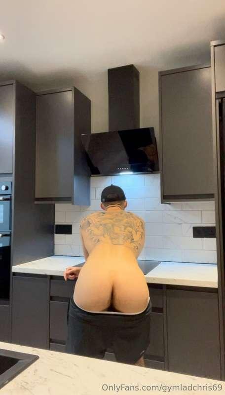 Your meal is prepped 🍑👅