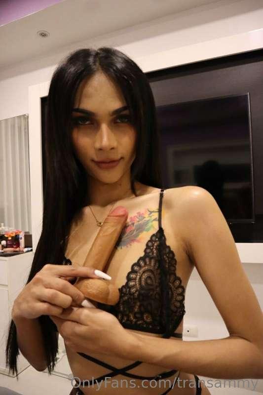 This toy can be in your ass too 🥵😈