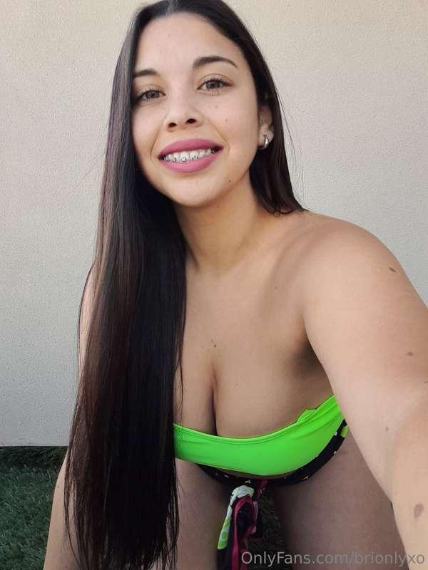 Can I be your 2024 addiction 😉🥰?
