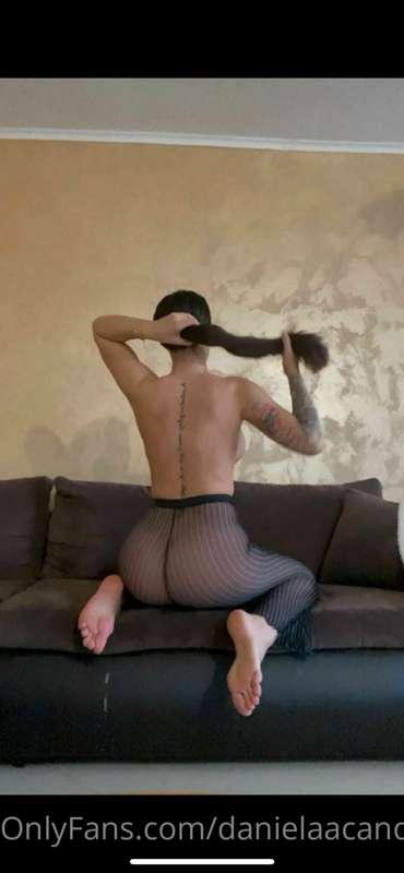 once you taste my 🍑 you will can not live without it 🥰🍬