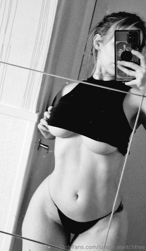Now or never 💋 MASSIVE DISCOUNT WITH LINK BELOW - Never had ..