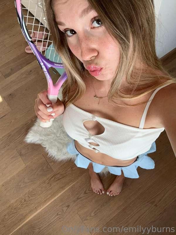 todays tennis fit 🎾 who wants to try beating me? nobody? I t..