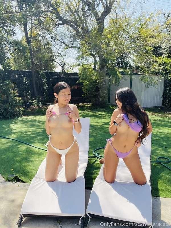 💦 You’re invited to the pool party 🤪  DON’T WORRY! @sofiegon..