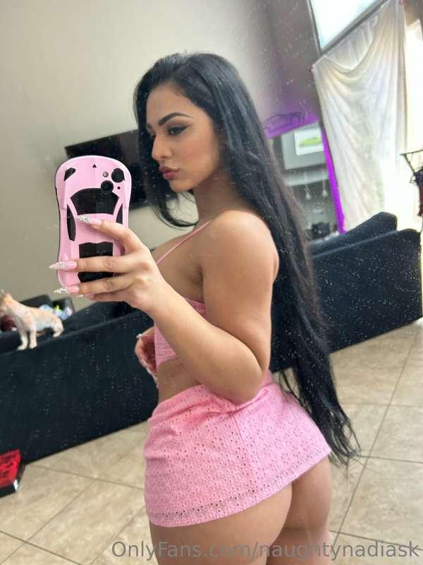 If I'm ur date would u let me go out like this w you? 😋