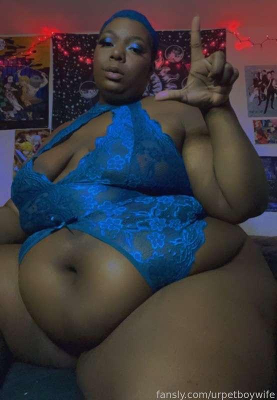 urpetboywife image #5