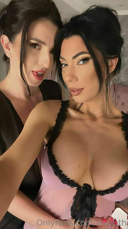 Spontaneous day with hot RheaAnderson! You do not want to mi..