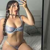 zoe_lovee