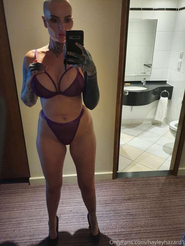 Manchester tomorrow! Playtime  there 😈
