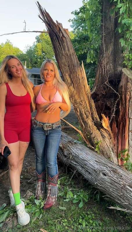 Good morning 🌞 y’all hanging with @themoderndaycowgirlx! We ..